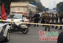 南昌警车学生爆料视频最新,视频揭露现场实况引发热议